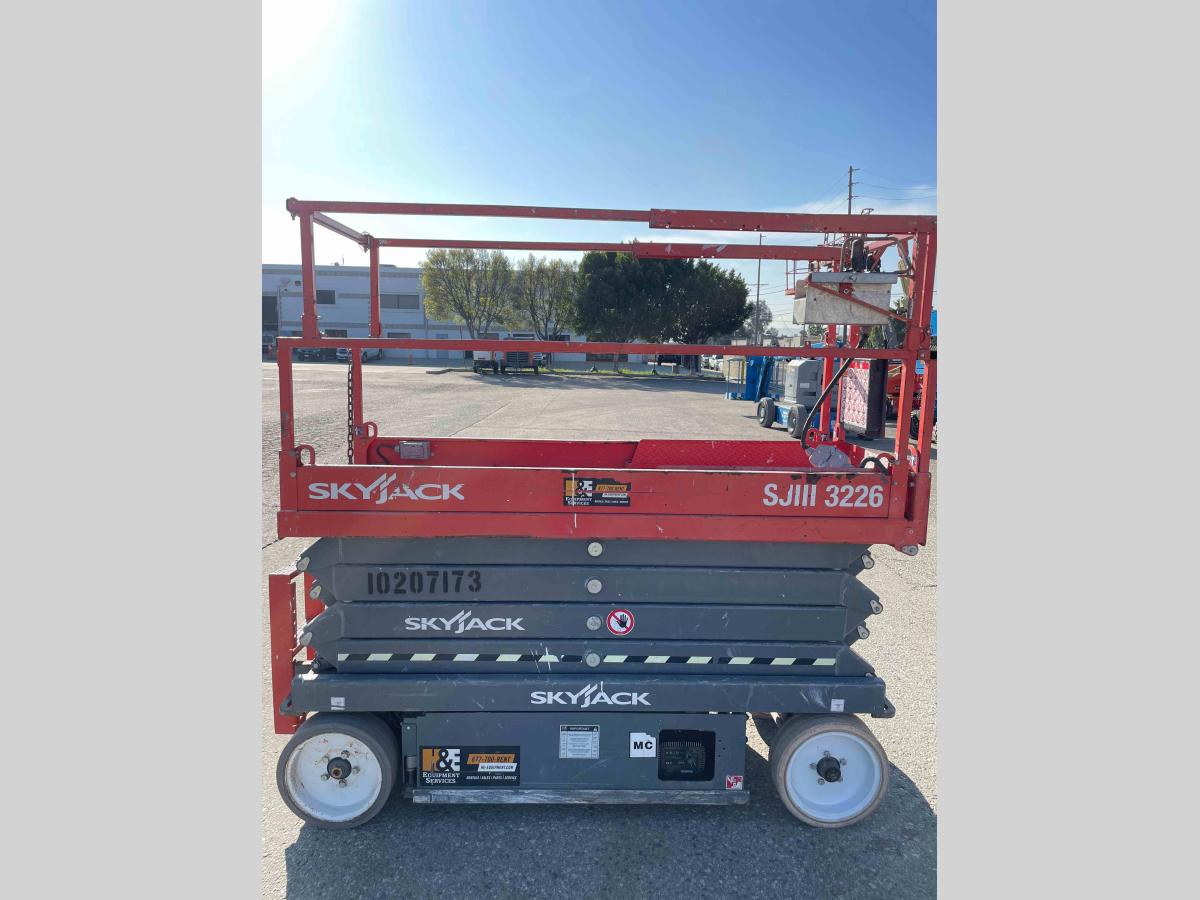 2016 Skyjack SJ3226