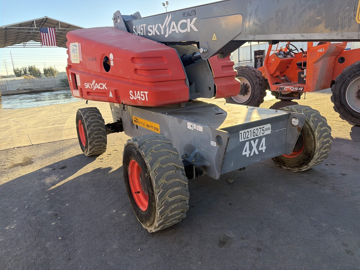 2017 Skyjack SJ45 T