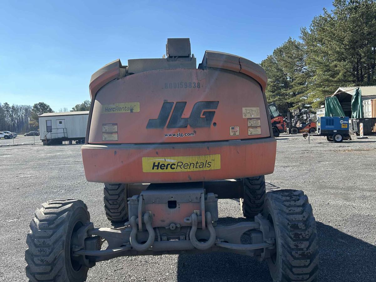 2017 JLG 450AJ
