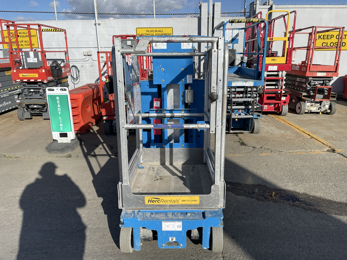 2019 Genie GR-12-2
