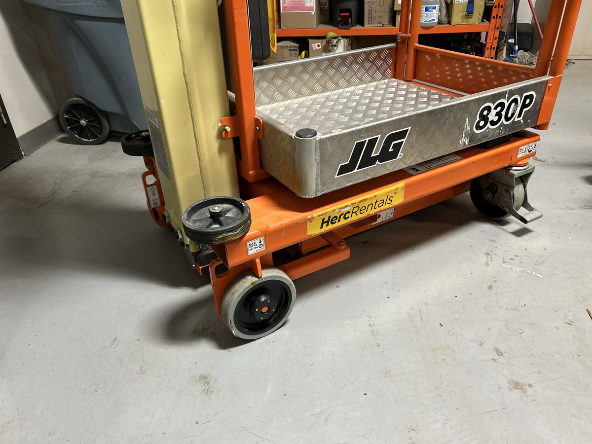 2020 JLG 830P-9