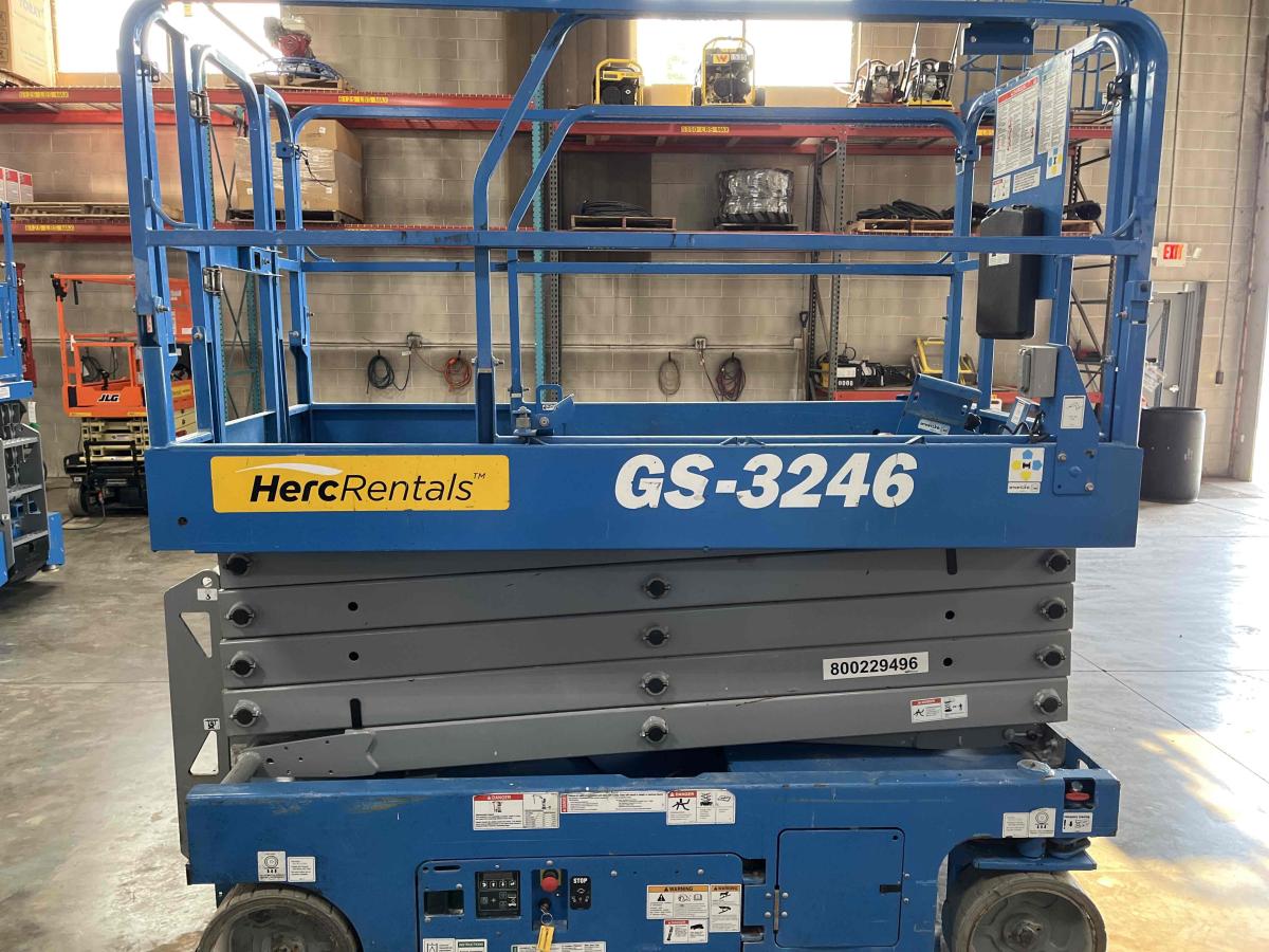2018 Genie GS-3246-3