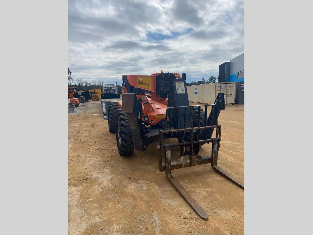 2018 SkyTrak 10054