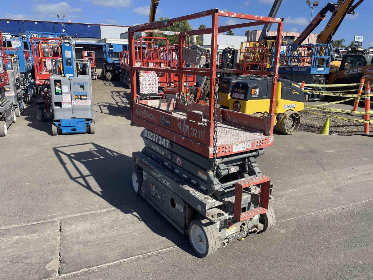 2018 Skyjack SJ3219
