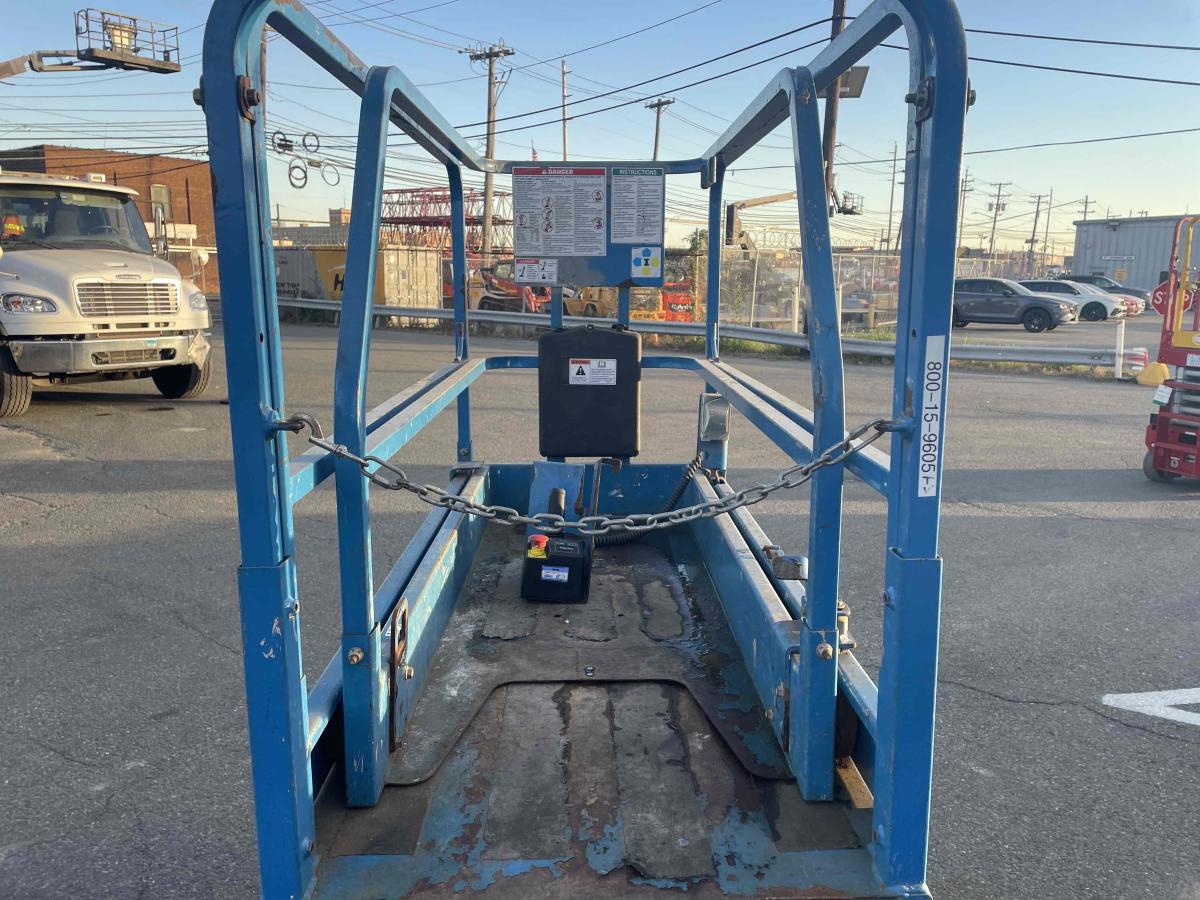 2017 Genie GS-1930