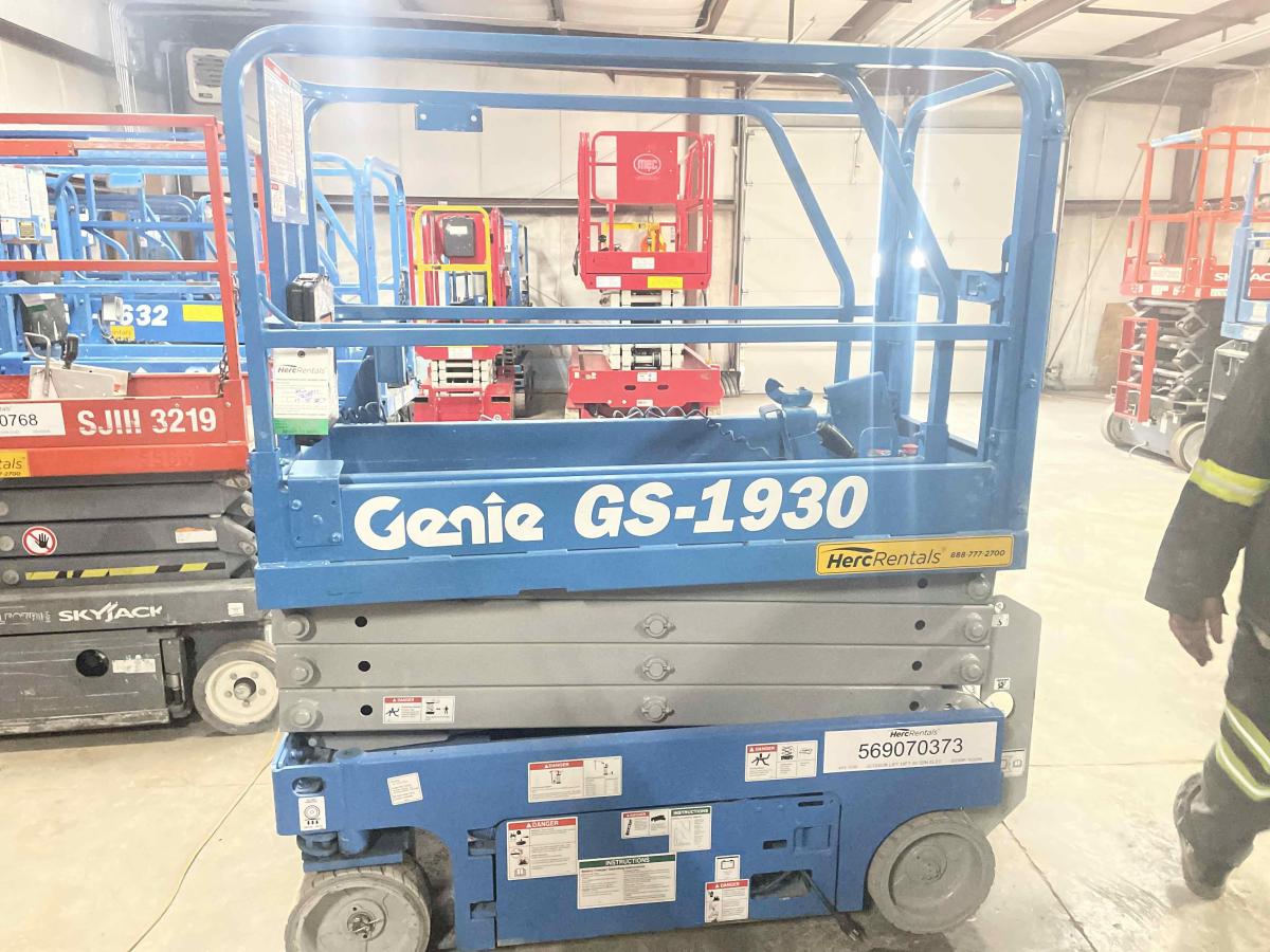 2017 Genie GS-1930