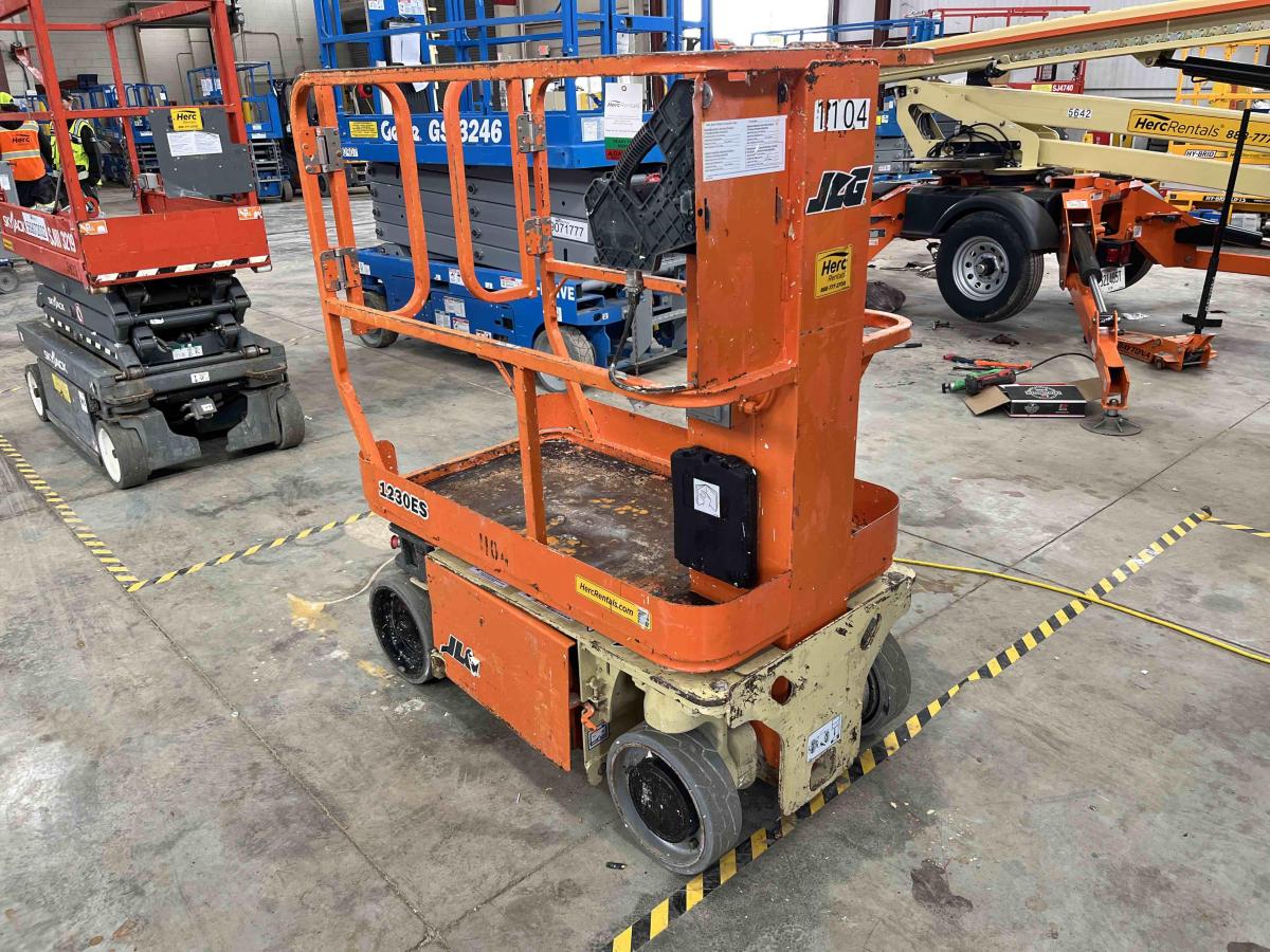 2008 JLG 1230ES