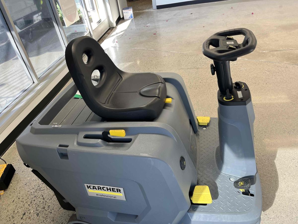 2022 Karcher KM 85/50
