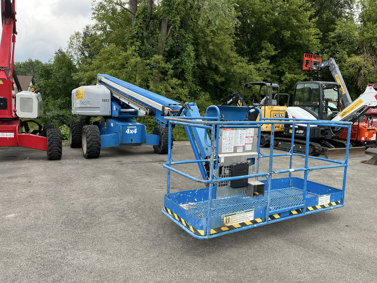 2012 Genie S-65
