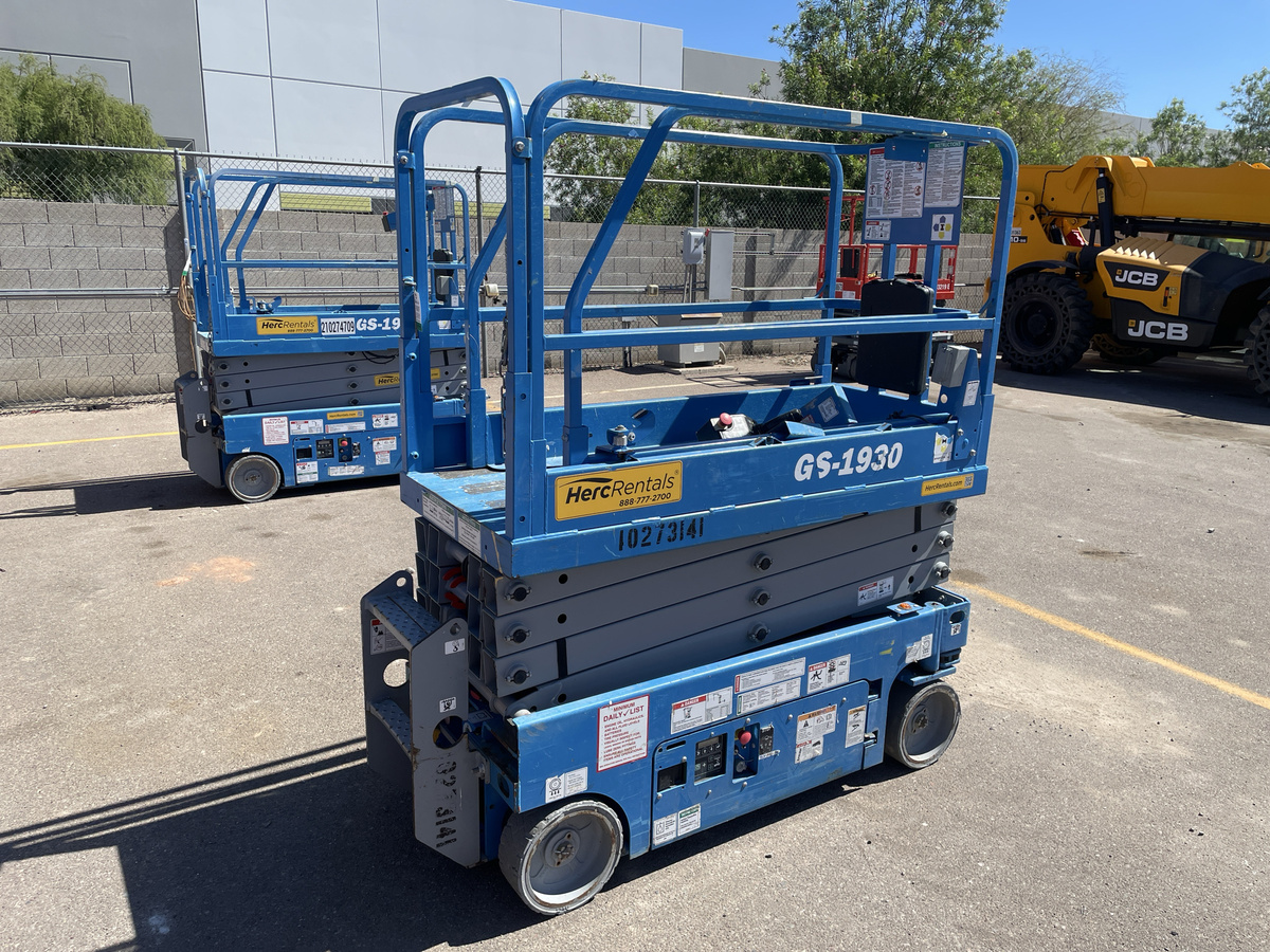 2019 Genie GS-1930