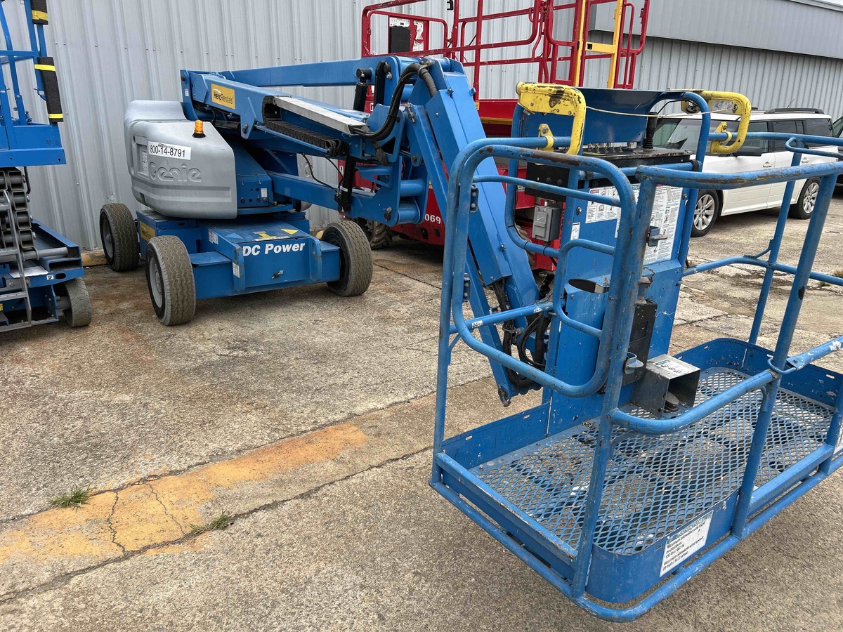 2017 Genie Z-45/25-5