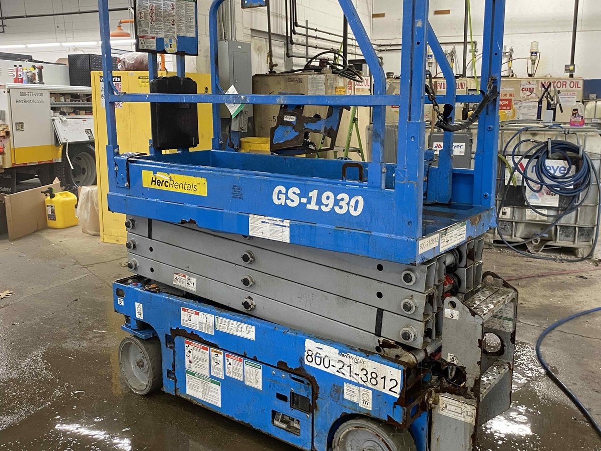 2018 Genie GS-1930-4
