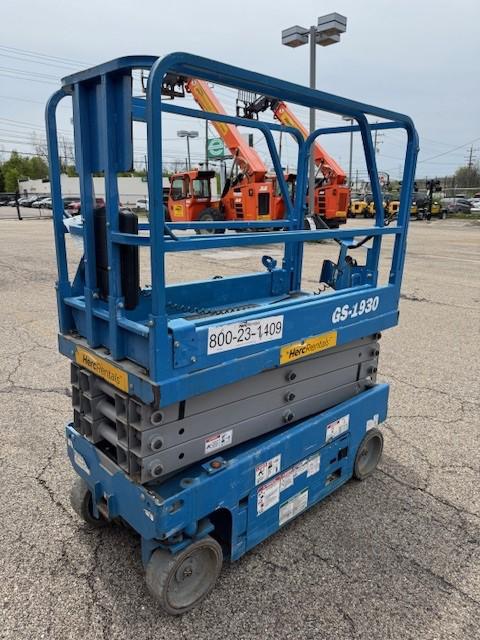 2018 Genie GS-1930