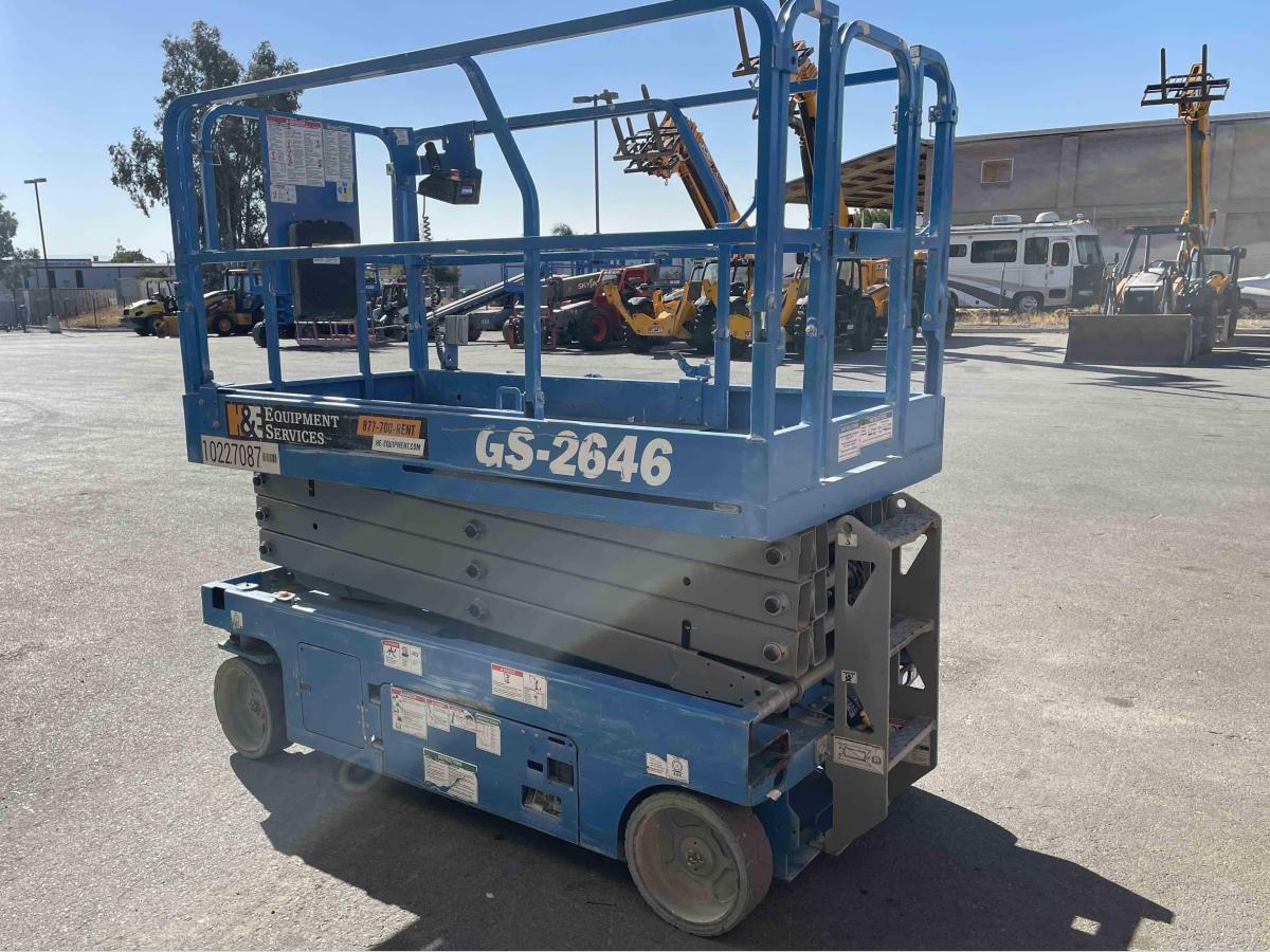 2017 Genie GS-2646