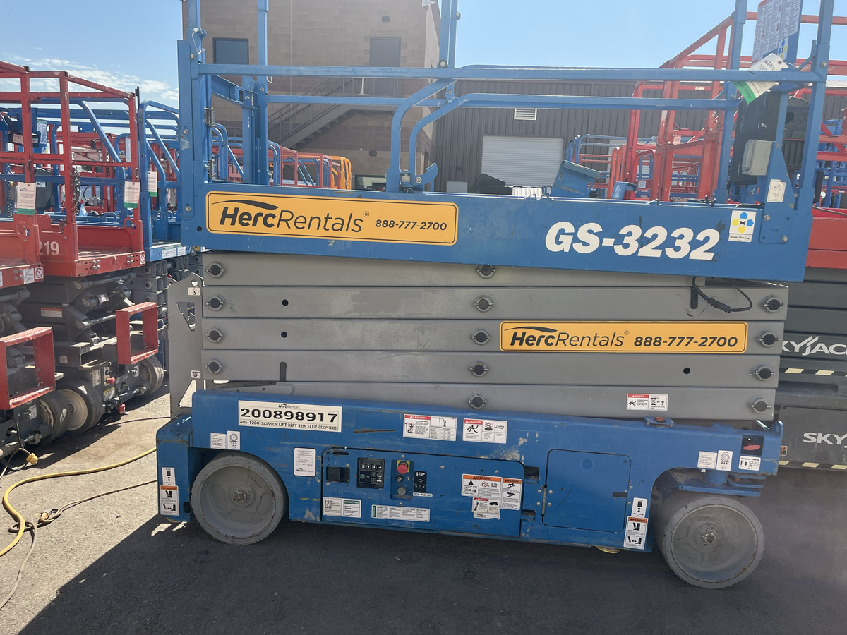2019 Genie GS-3232-5
