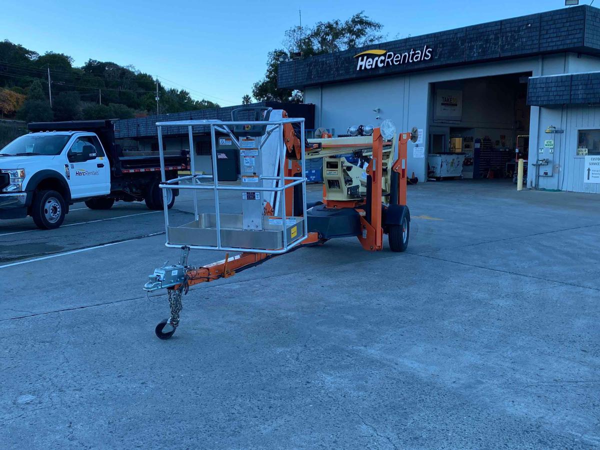 2018 JLG T500J-1