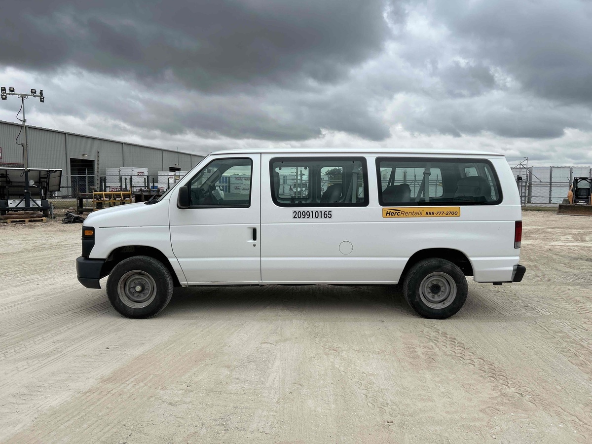 2013 Ford E150-2