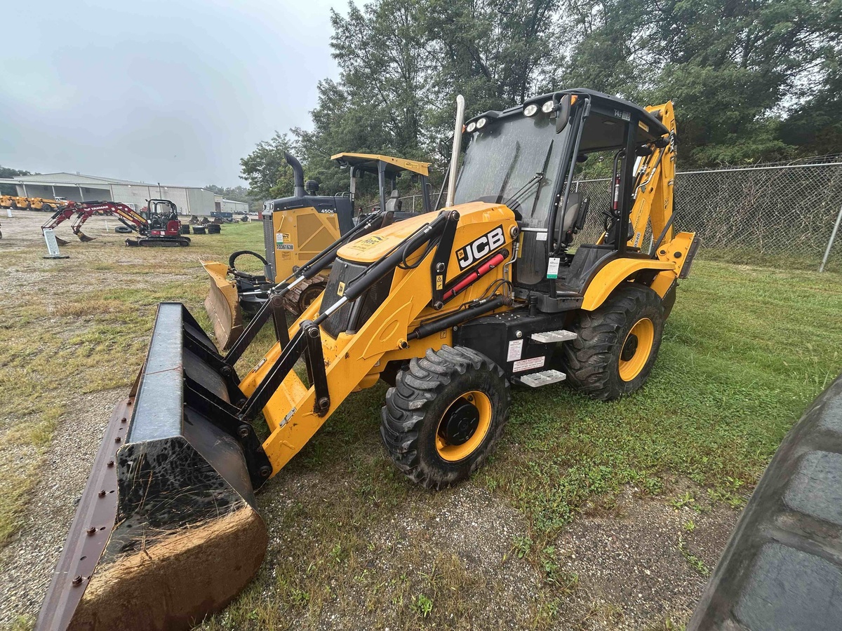 2022 JCB 3CX