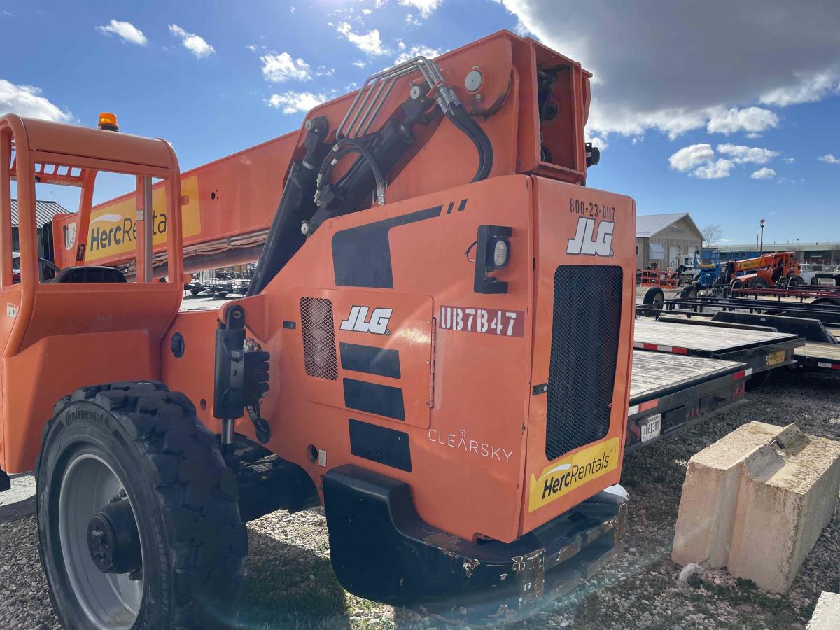 2018 SkyTrak 8042