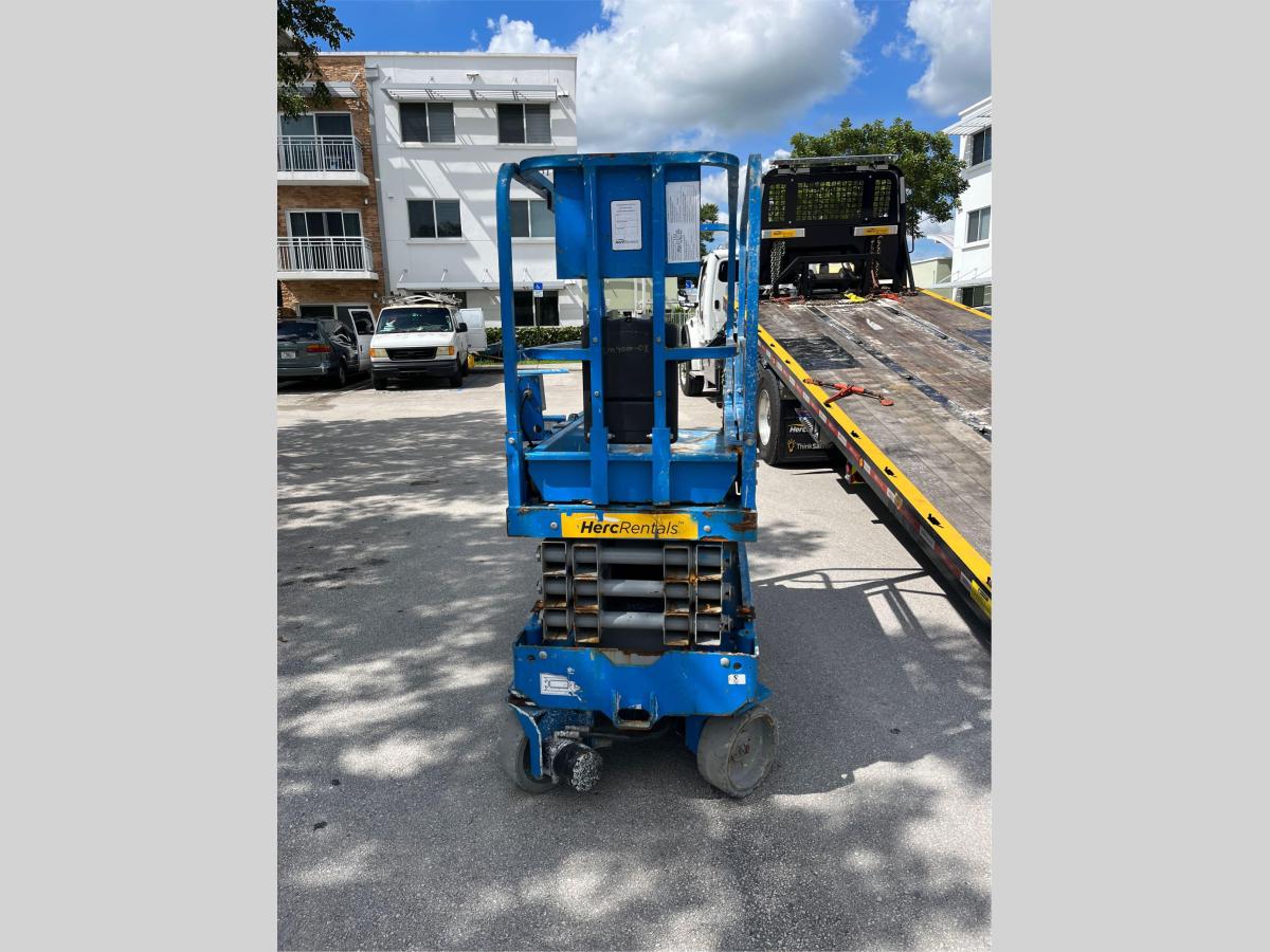 2018 Genie GS-1930