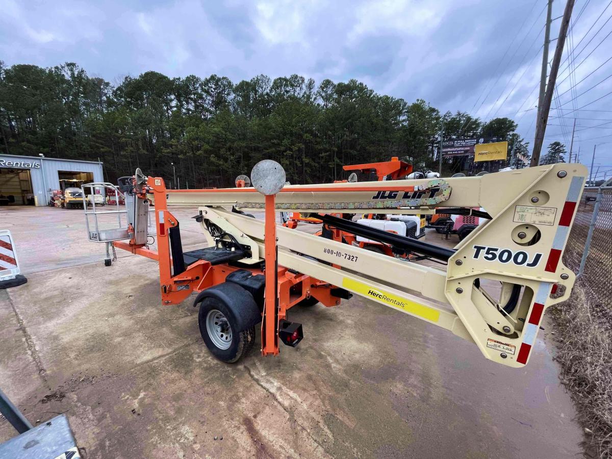 2016 JLG T500J