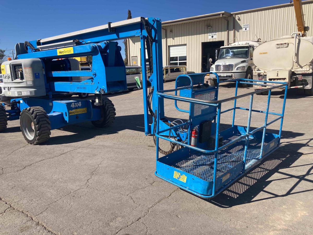 2012 Genie Z-60/34