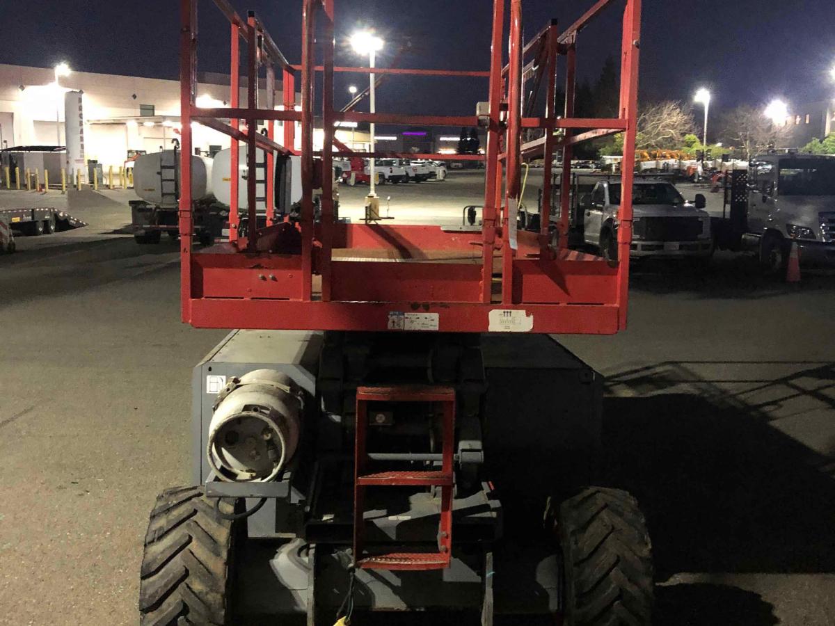 2015 Skyjack SJ-6832RT
