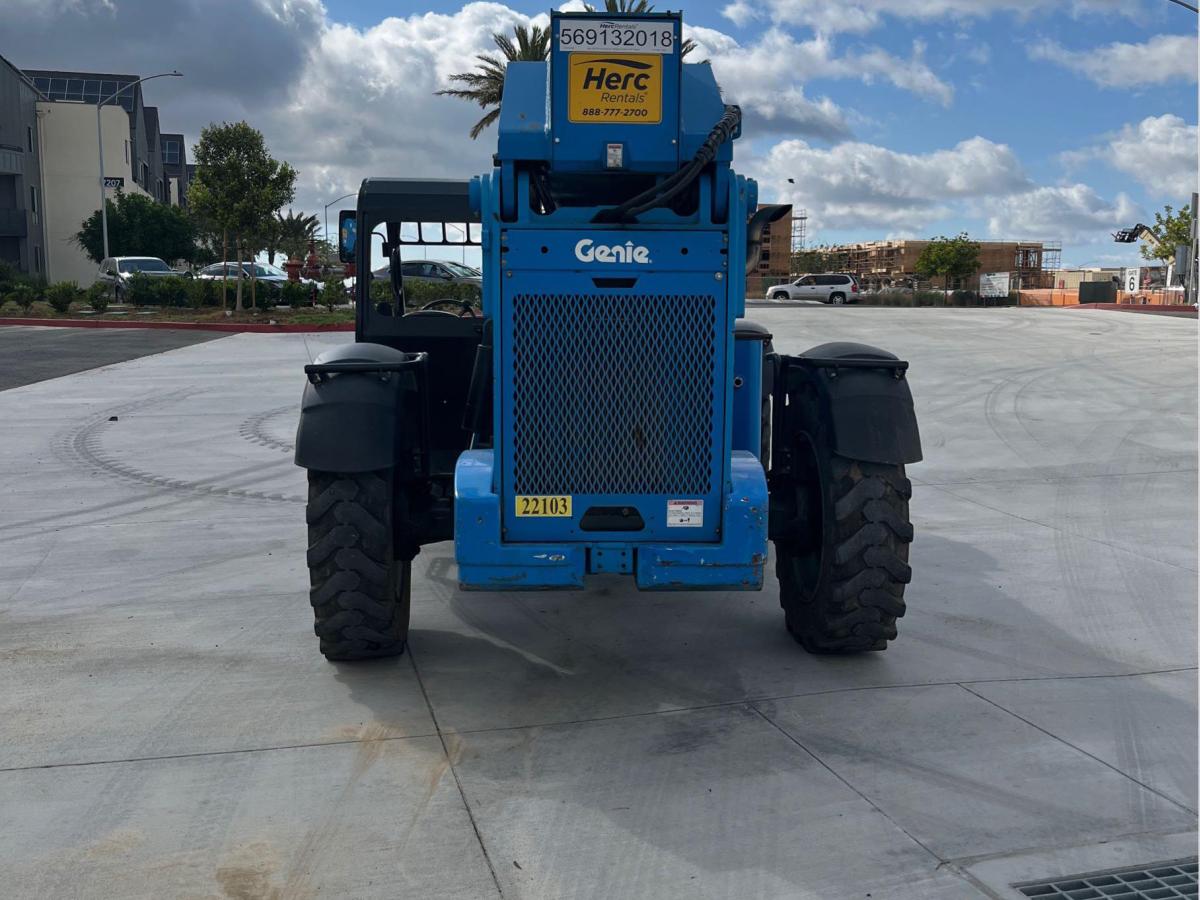 2017 Genie GTH-1056-5