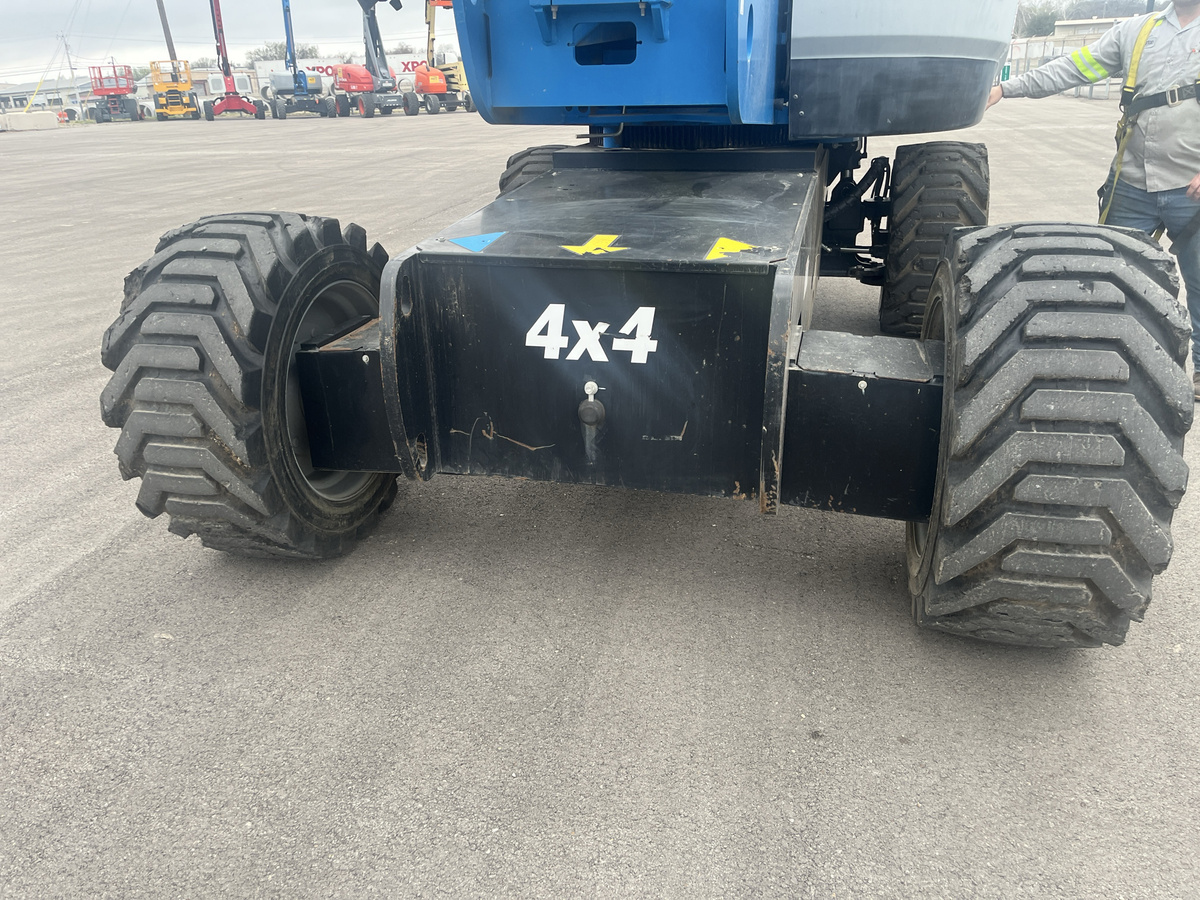 2018 Genie S-85-9
