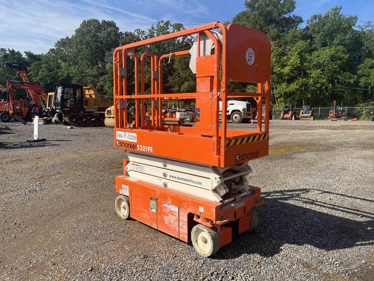 2023 Snorkel S3219E