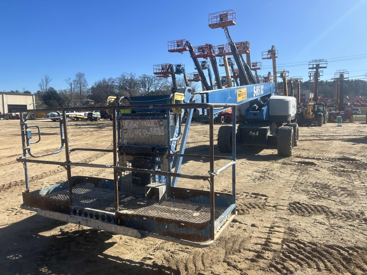 2018 Genie S-85-16