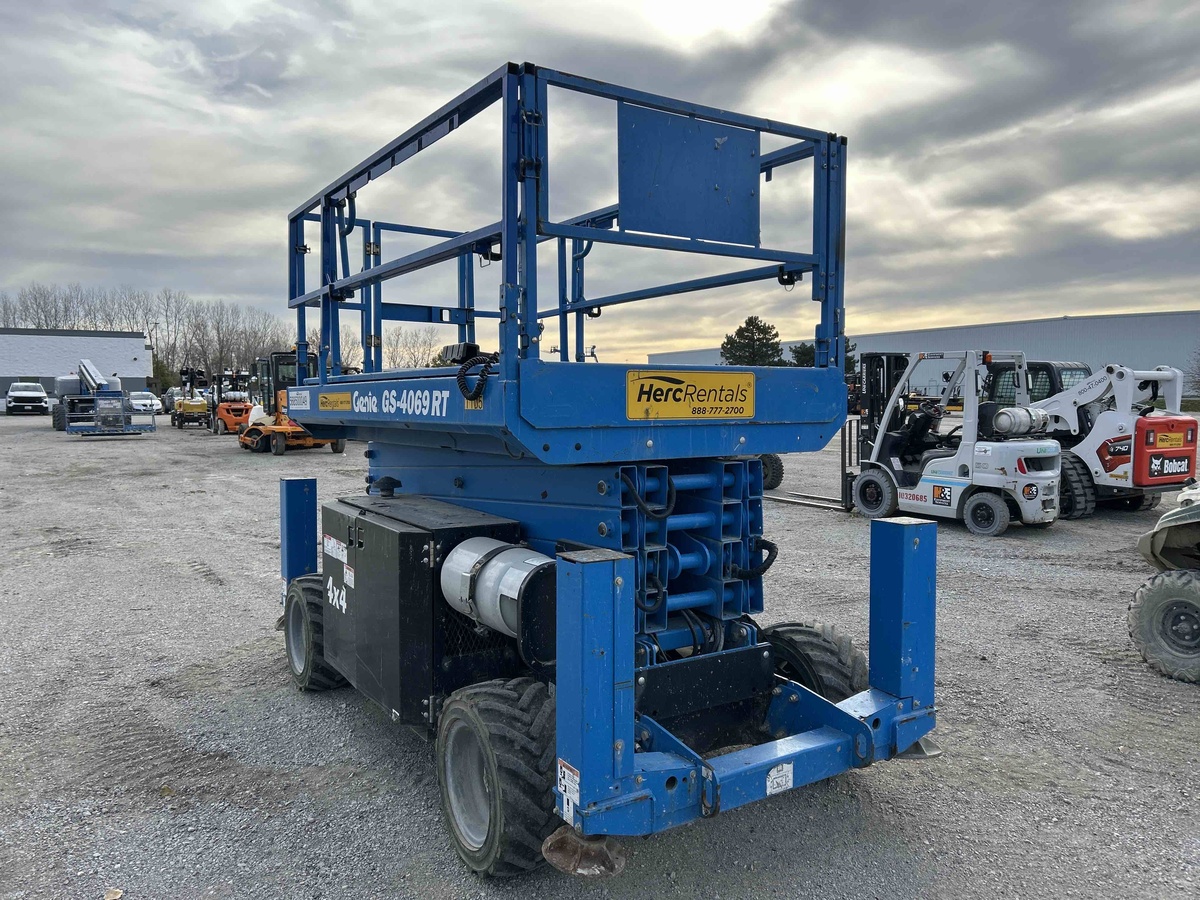 2018 Genie GS-4069 RT-3
