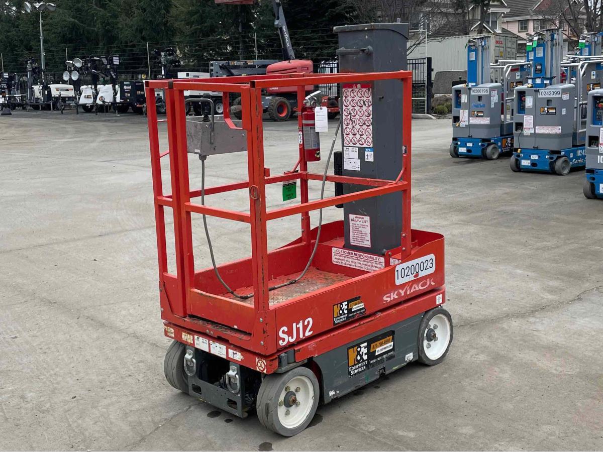 2016 Skyjack SJ12