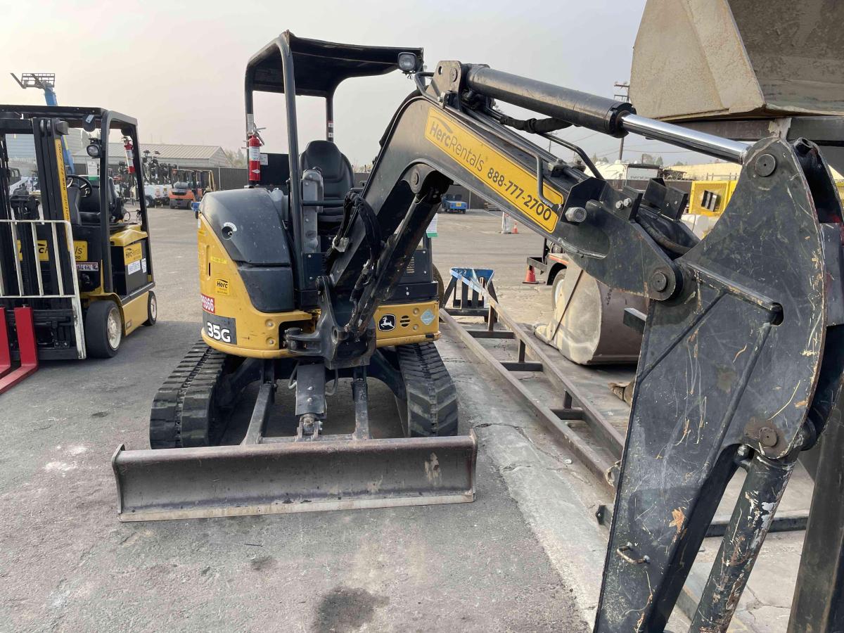 2019 John Deere 35G
