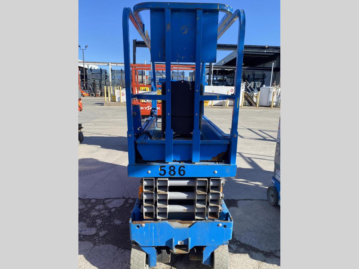 2016 Genie GS-1930