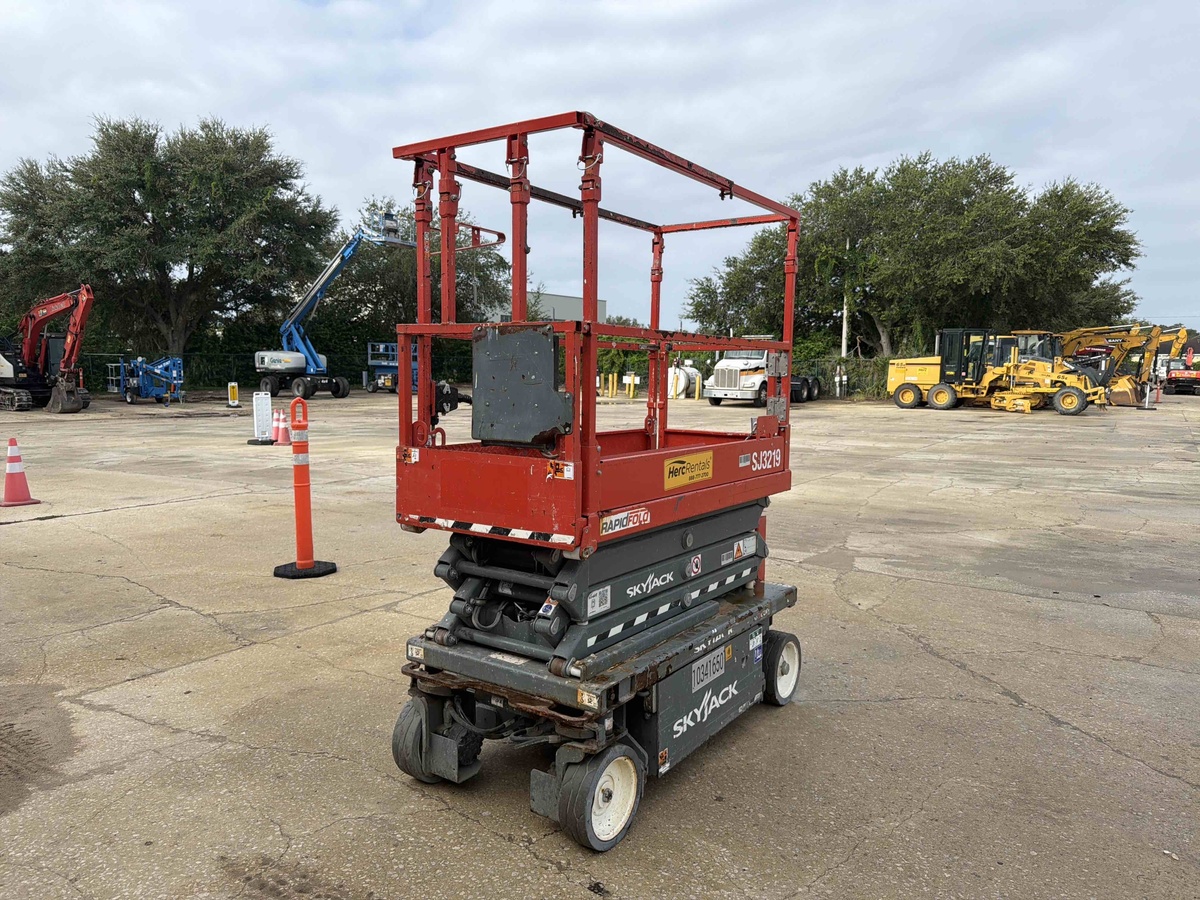 2021 Skyjack SJ3219-2