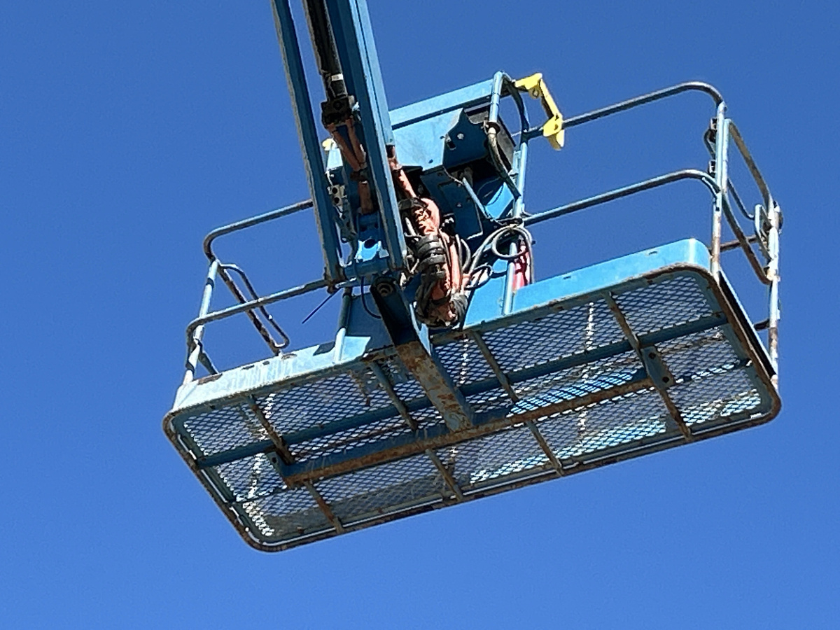 2019 Genie S-85-8