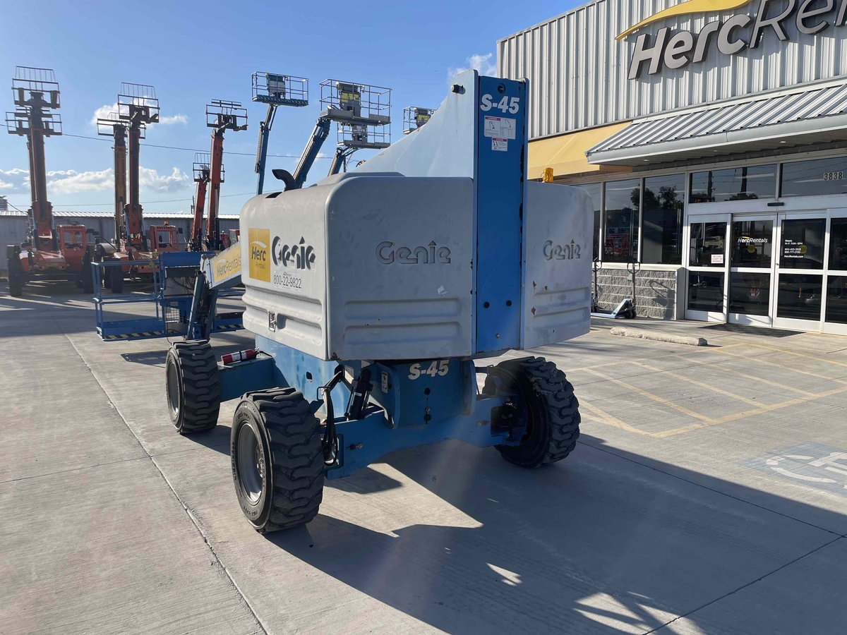 2018 Genie S-45-4