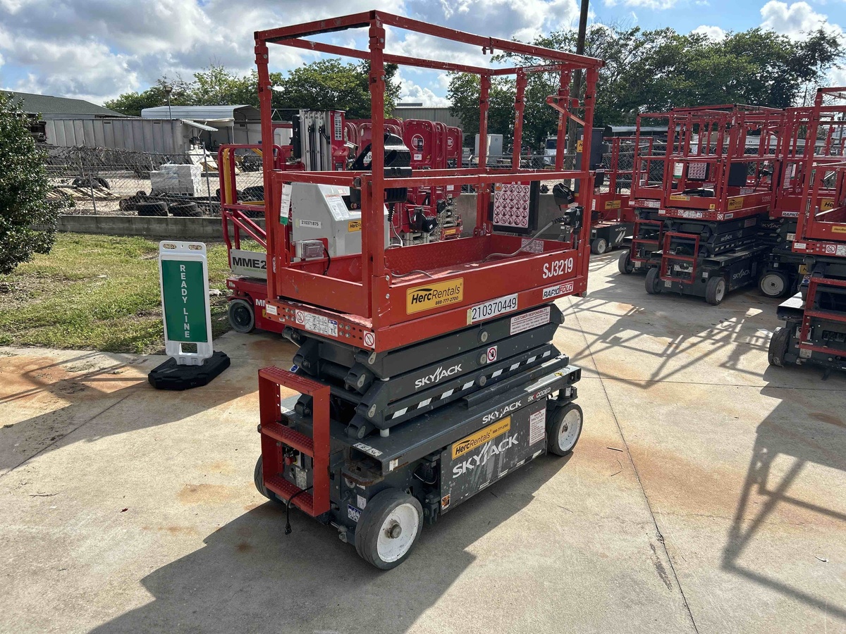 2022 Skyjack SJ3219-1
