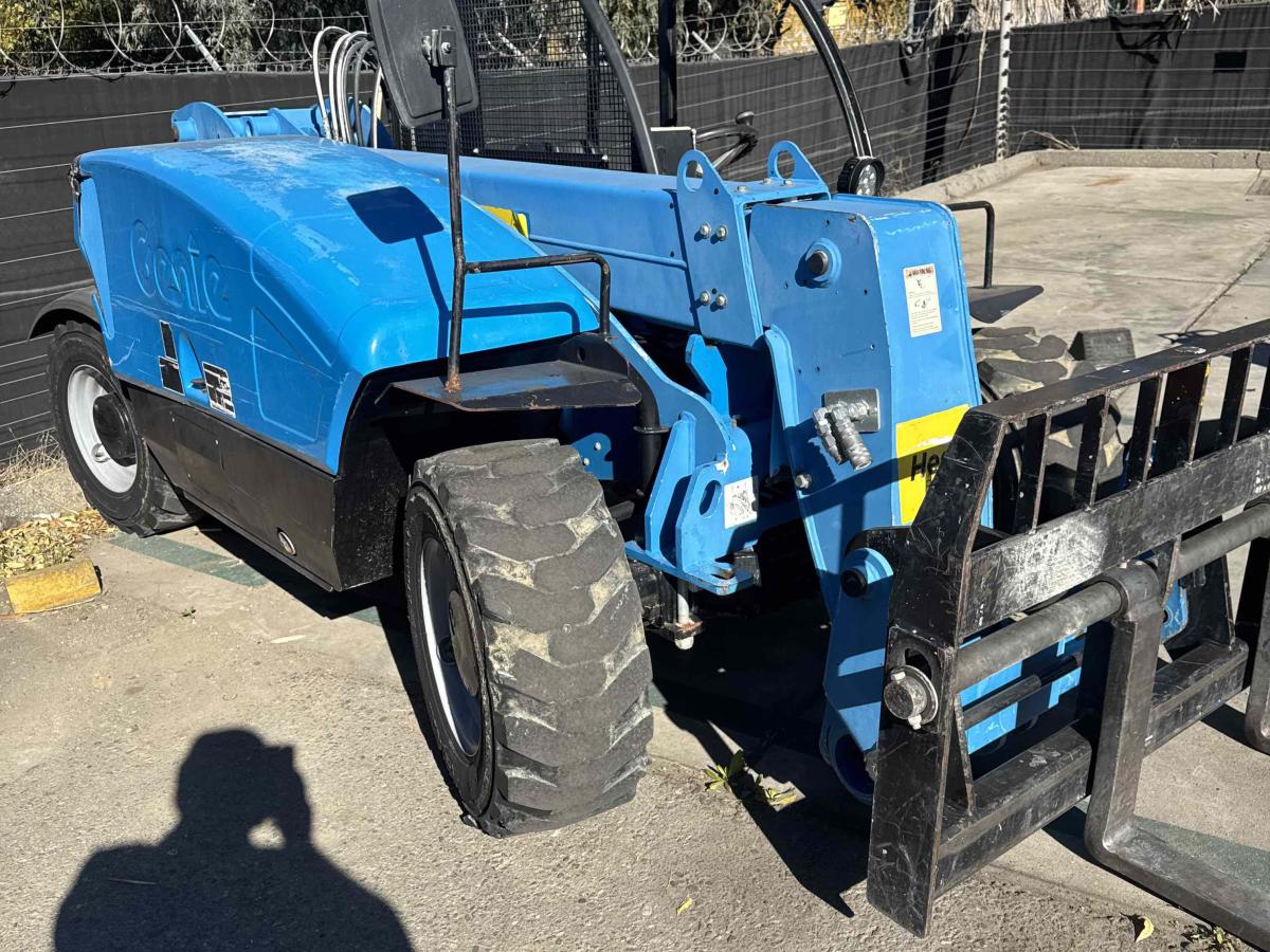 2017 Genie GTH-5519