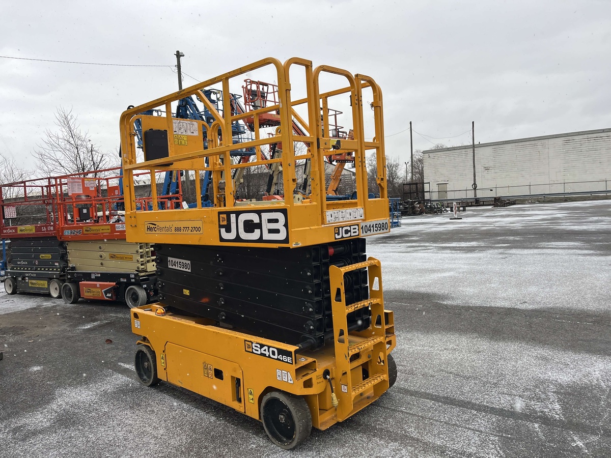 2023 JCB S4046E-3