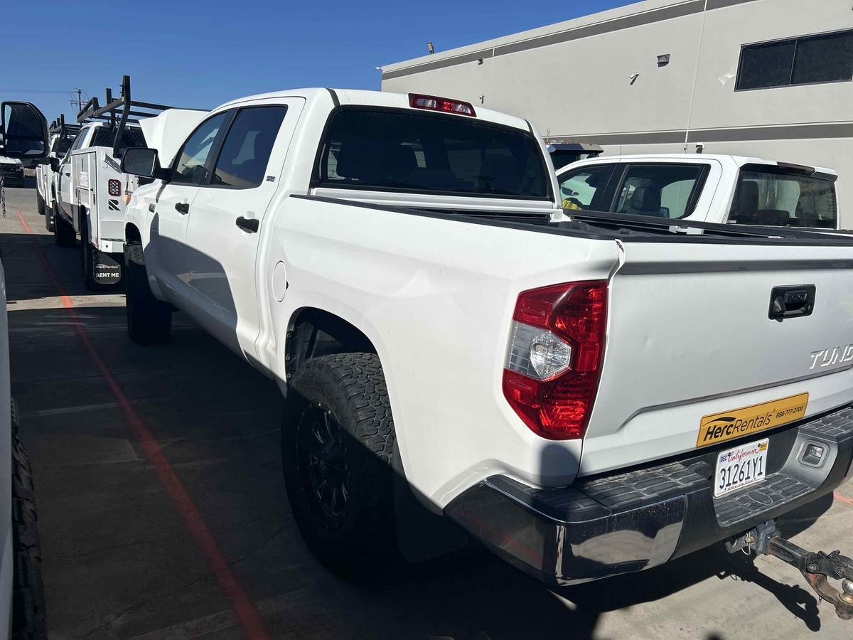 2016 Toyota Tundra-3