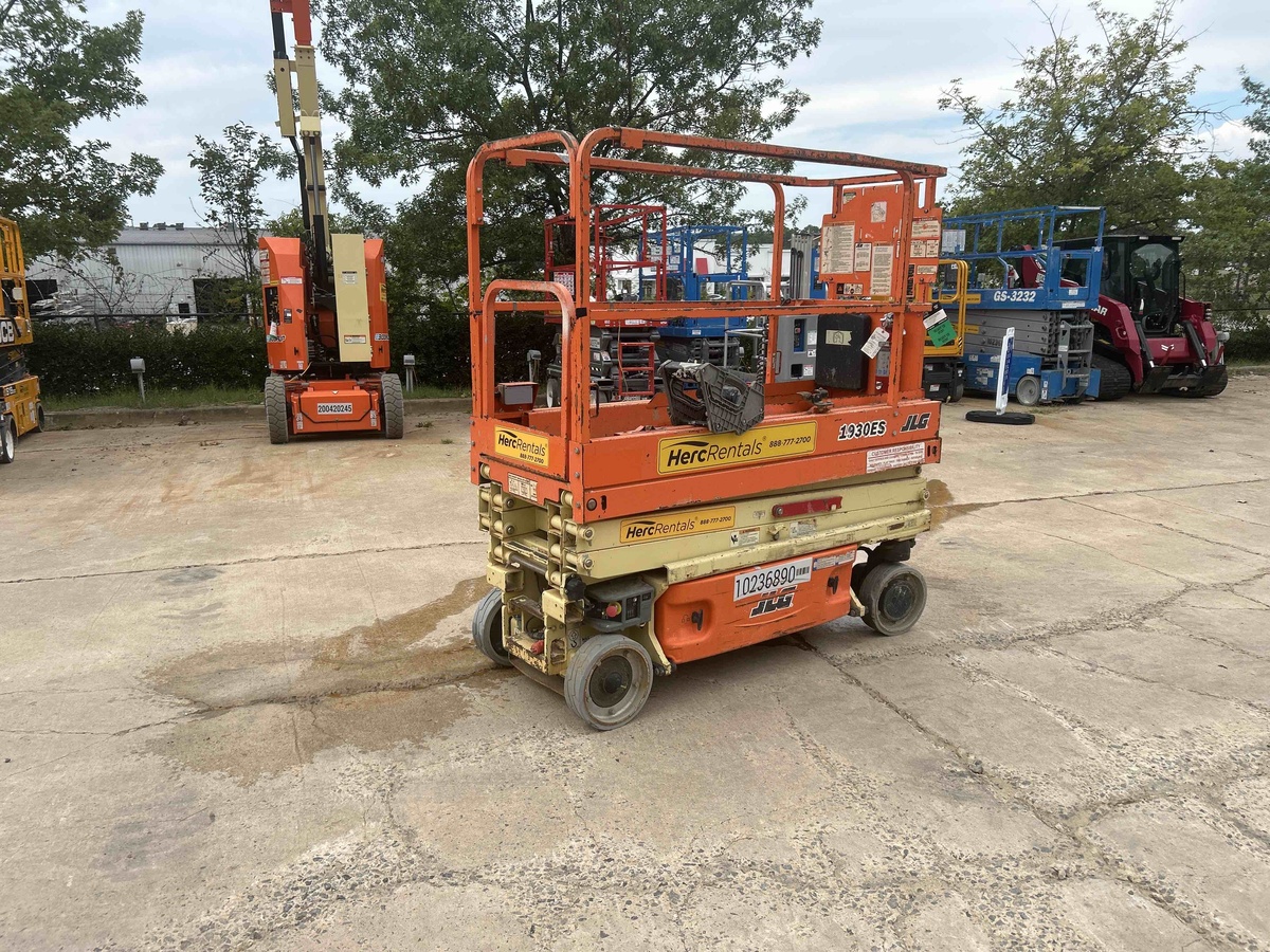 2018 JLG 1930ES-4