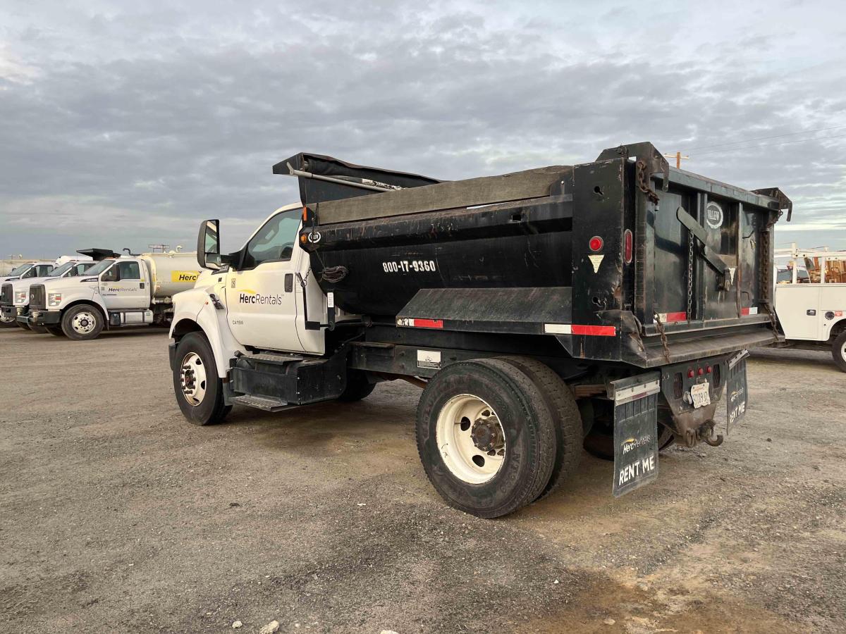 2017 Ford F750