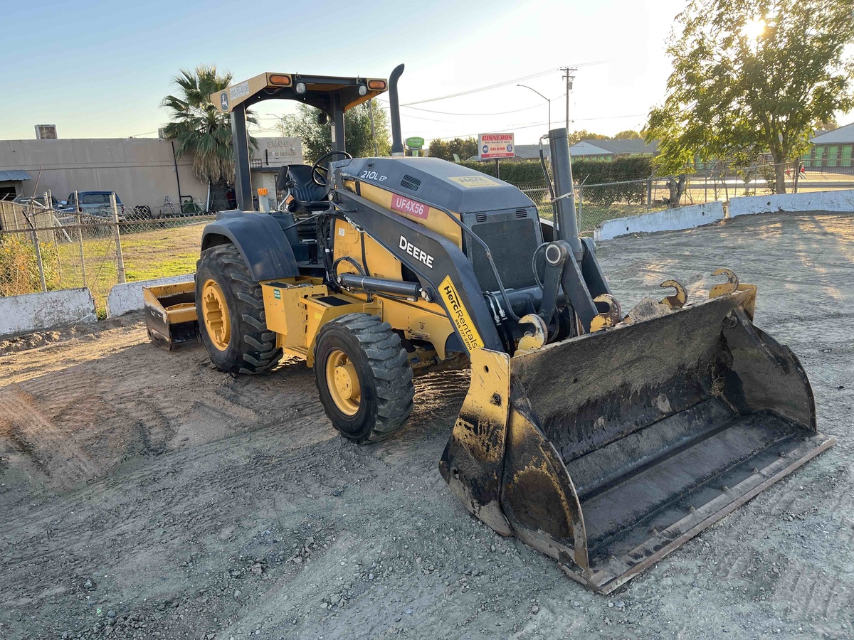 2021 John Deere 210LEP