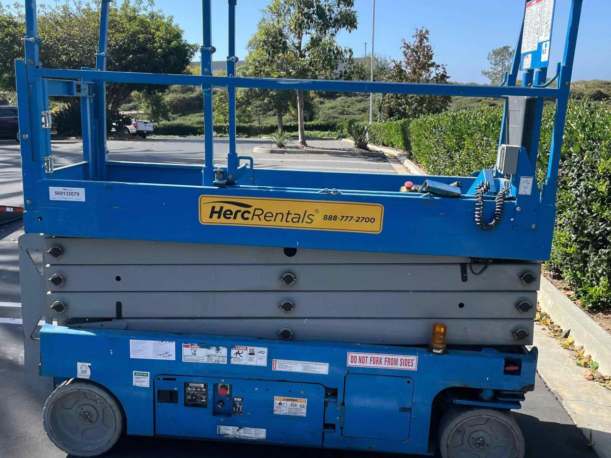2017 Genie GS-2632