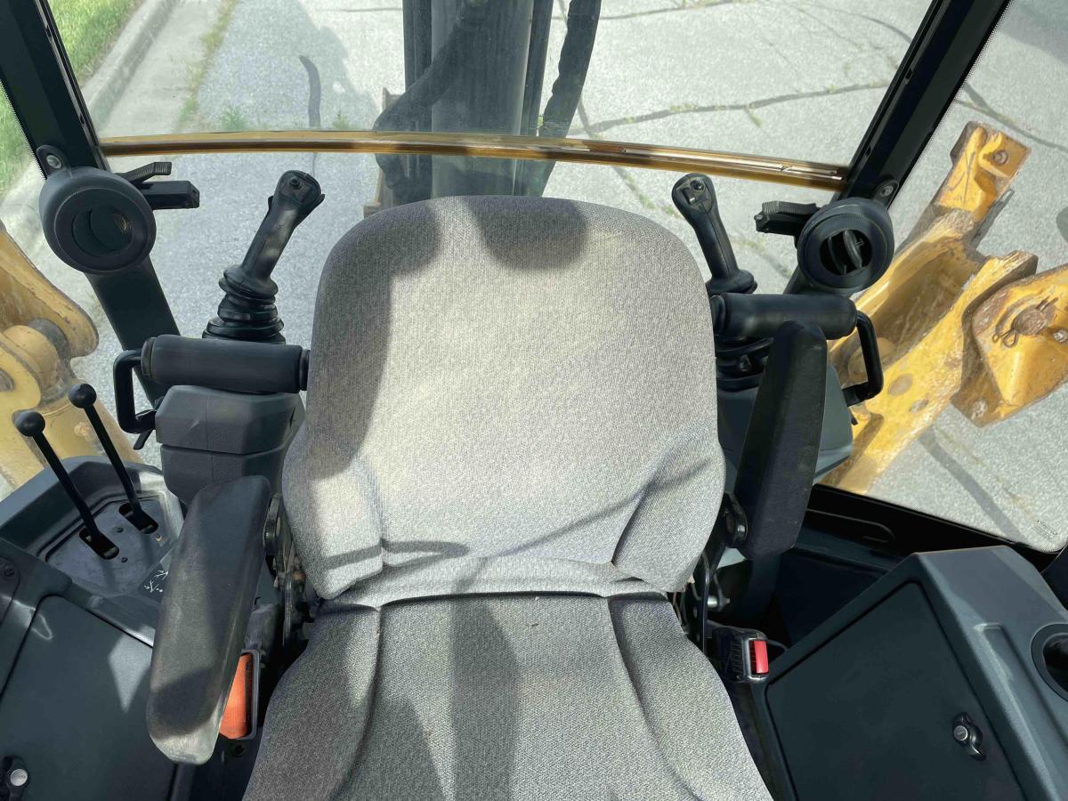 2018 John Deere 410L