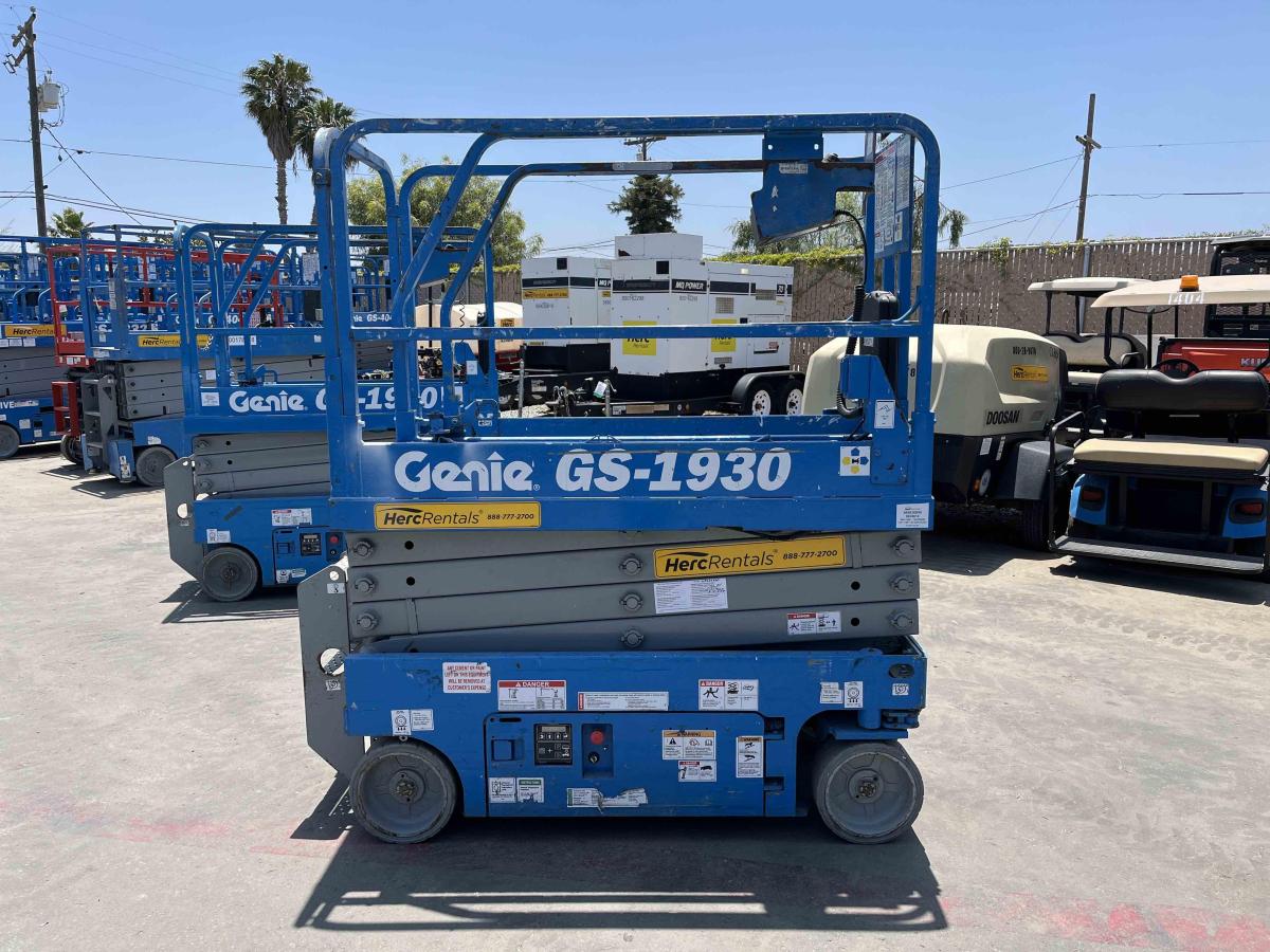 2016 Genie GS-1930