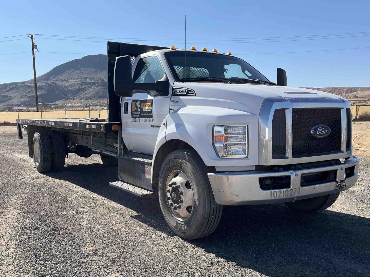 2017 Ford F650