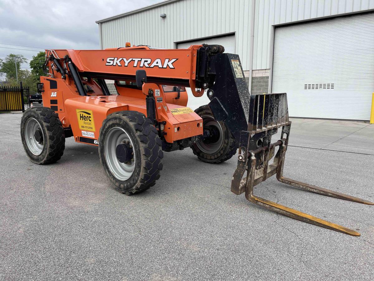 2020 SkyTrak 6042